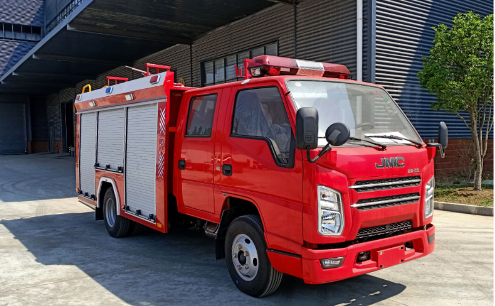 中潔牌國(guó)六江鈴2噸水罐消防車